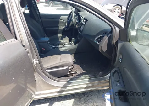 2013 Dodge Avenger Se z USA, uszkodzony, nr VIN 1C3CDZAB3DN730603